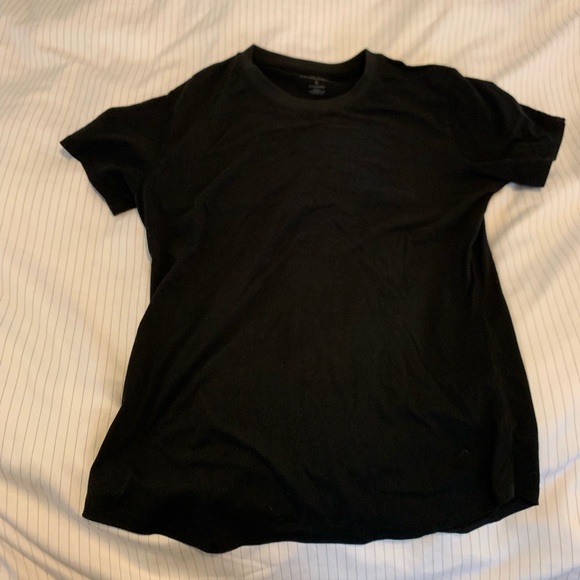 Tradlands Tops - Tradlands black cotton t-shirt